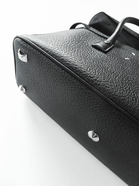 Maison Margiela【メゾンマルジェラ】正規取り扱い店、通販可能 ON